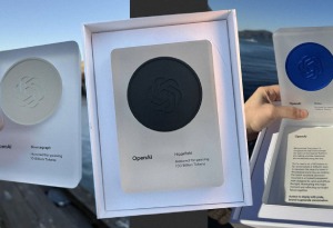 OpenAI Milestone Awards: cuando el diseño del trofeo se convierte en una estrategia de marketing
