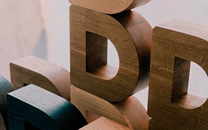 El Trofeo Danish Design Award: del acabado dorado al roble y fresno daneses